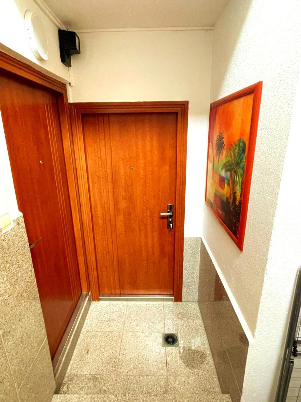 Ferienwohnung Garden Free Parking SJJ Zimmer foto